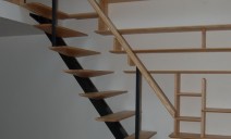 escalier bois-métal, bibliothèque